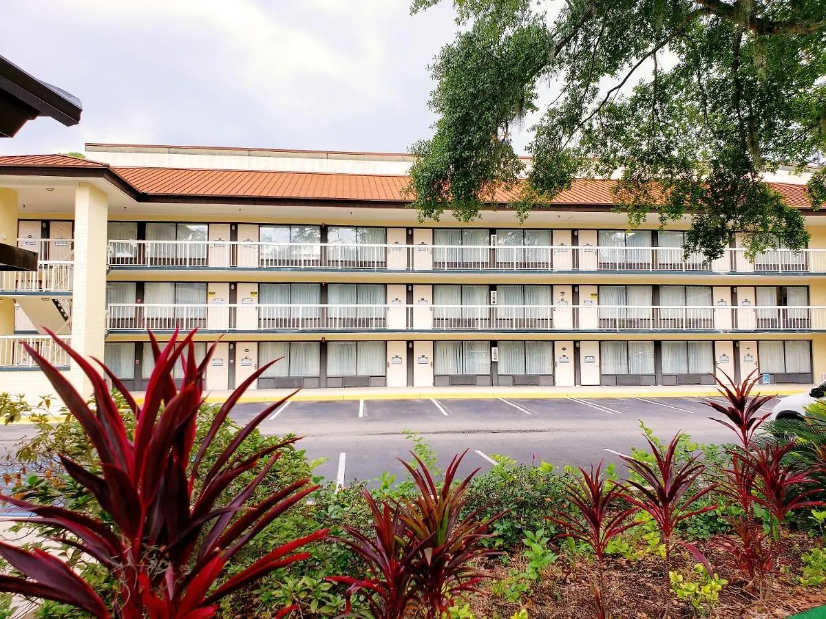 Simple Rewards Inn Hilton Head Island Hotel
