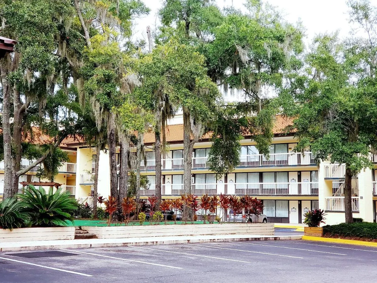 Simple Rewards Inn Hilton Head Island Hotel